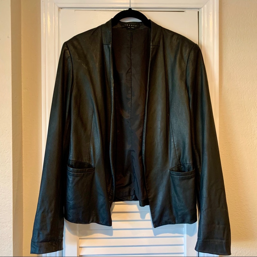 THEORY LEATHER TAILORED BLAZER SIZE 10